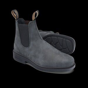 Blundstone Chisel Toe Dress Boots in Rustic Black